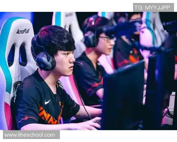 JDG战队在冠军杯积分榜上以98分稳居第一展现强大实力 JDG战队在冠军杯积分榜上以98分稳居第一展现强大实力